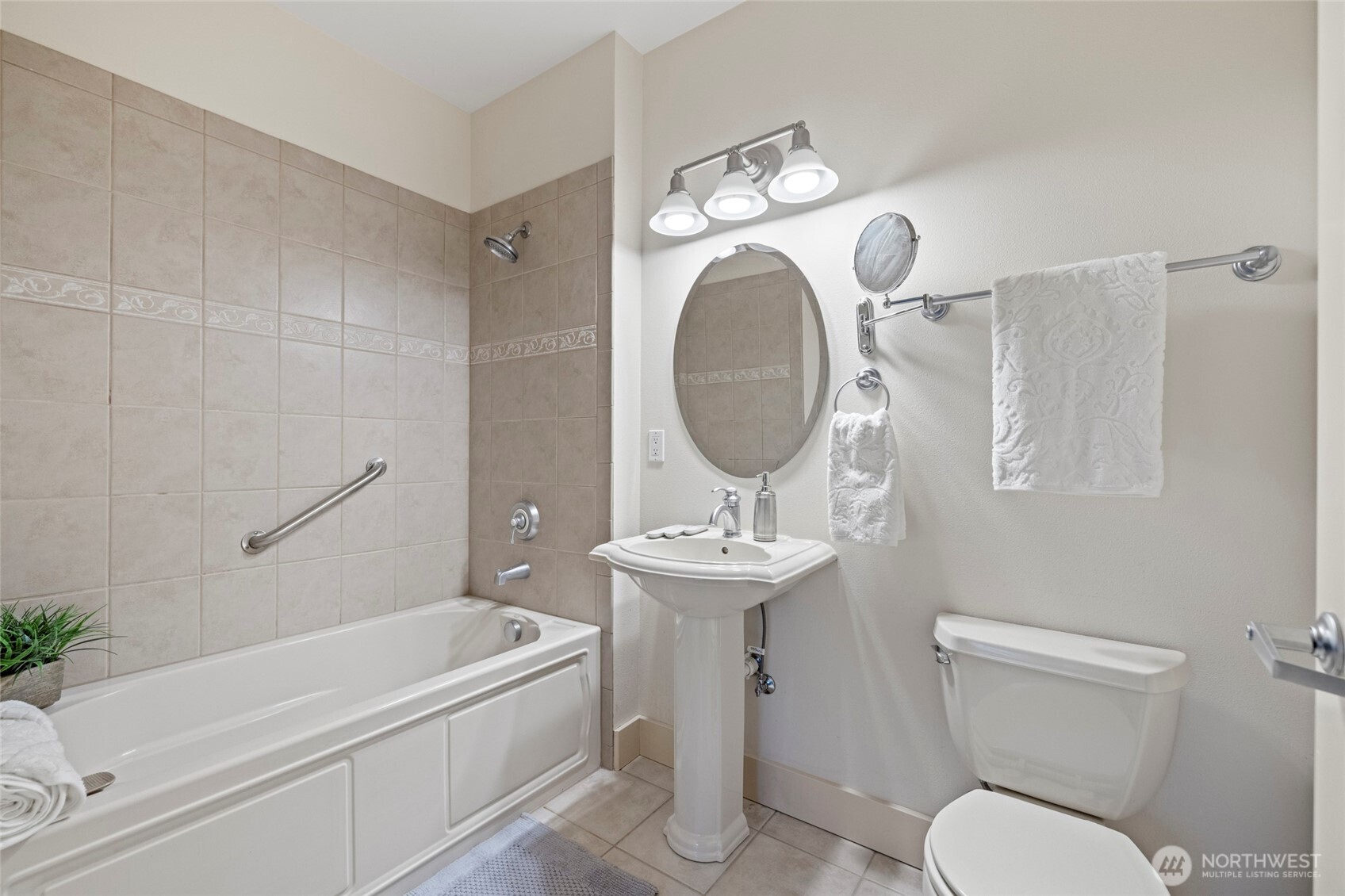 1419 Digby Mount Vernon WA 98274