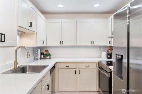 3209 Hoyt Avenue Everett WA 98201