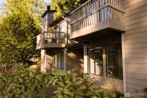1555 Union Renton WA 98059