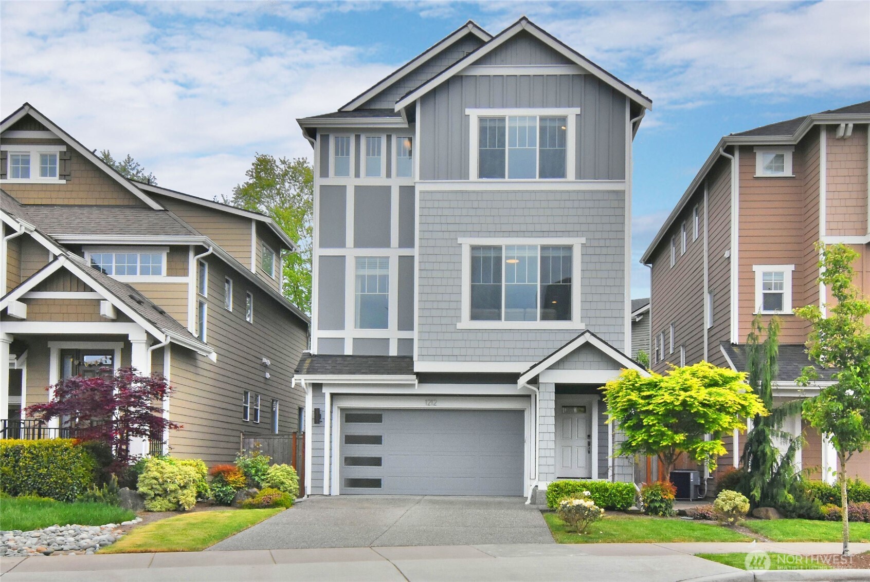 1212 141st Place SW Lynnwood WA 98087