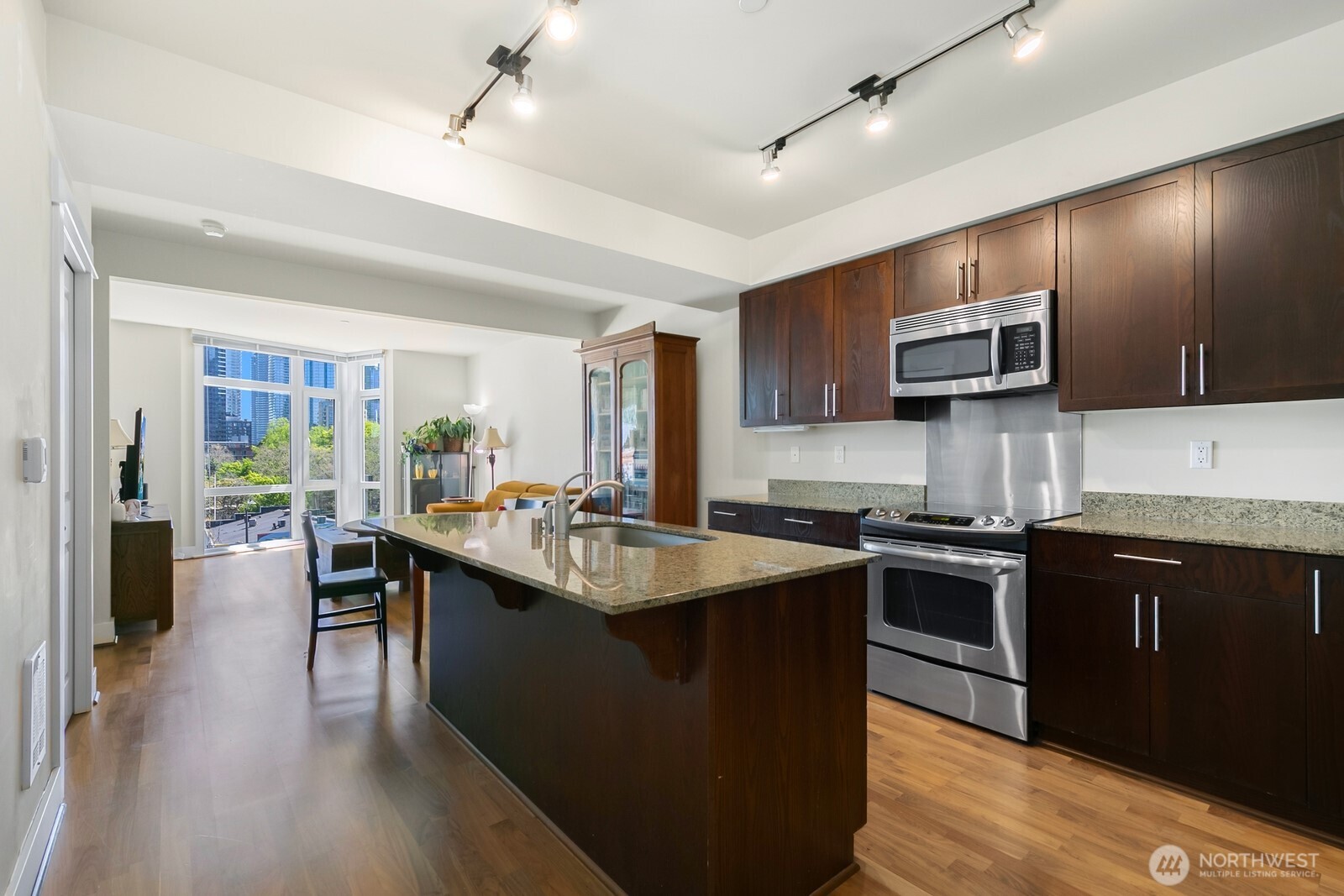699 John Street Seattle WA 98109