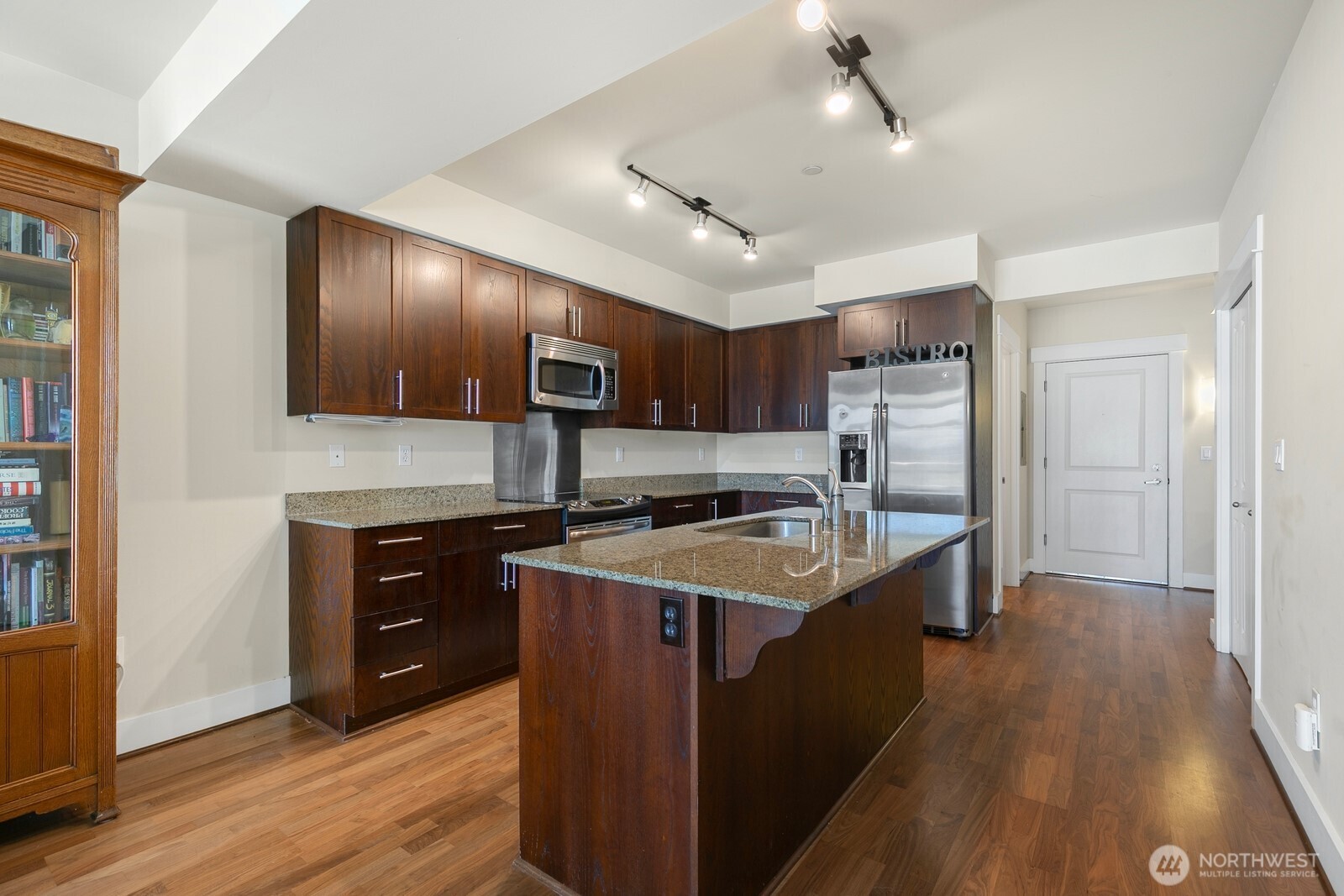 699 John Street Seattle WA 98109