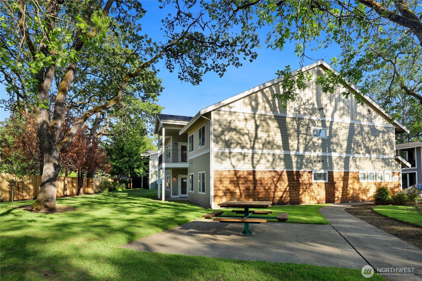 8017 Custer Road SW Lakewood WA 98499
