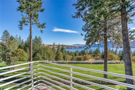 11415 S Lakeshore Road Chelan WA 98816