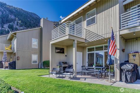 11415 S Lakeshore Road Chelan WA 98816
