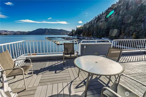 11415 S Lakeshore Road Chelan WA 98816