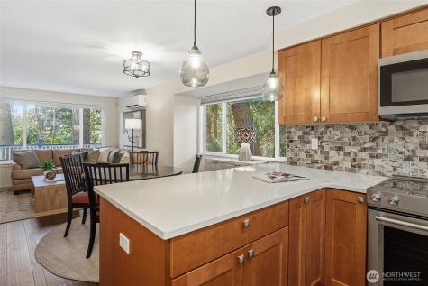 9165 45th Avenue SW Seattle WA 98136