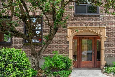 404 E Harrison Street Seattle WA 98102
