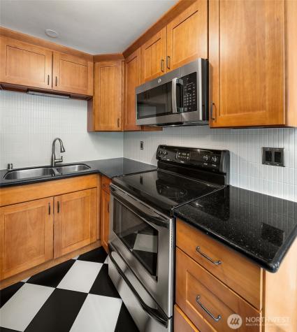404 E Harrison Street Seattle WA 98102