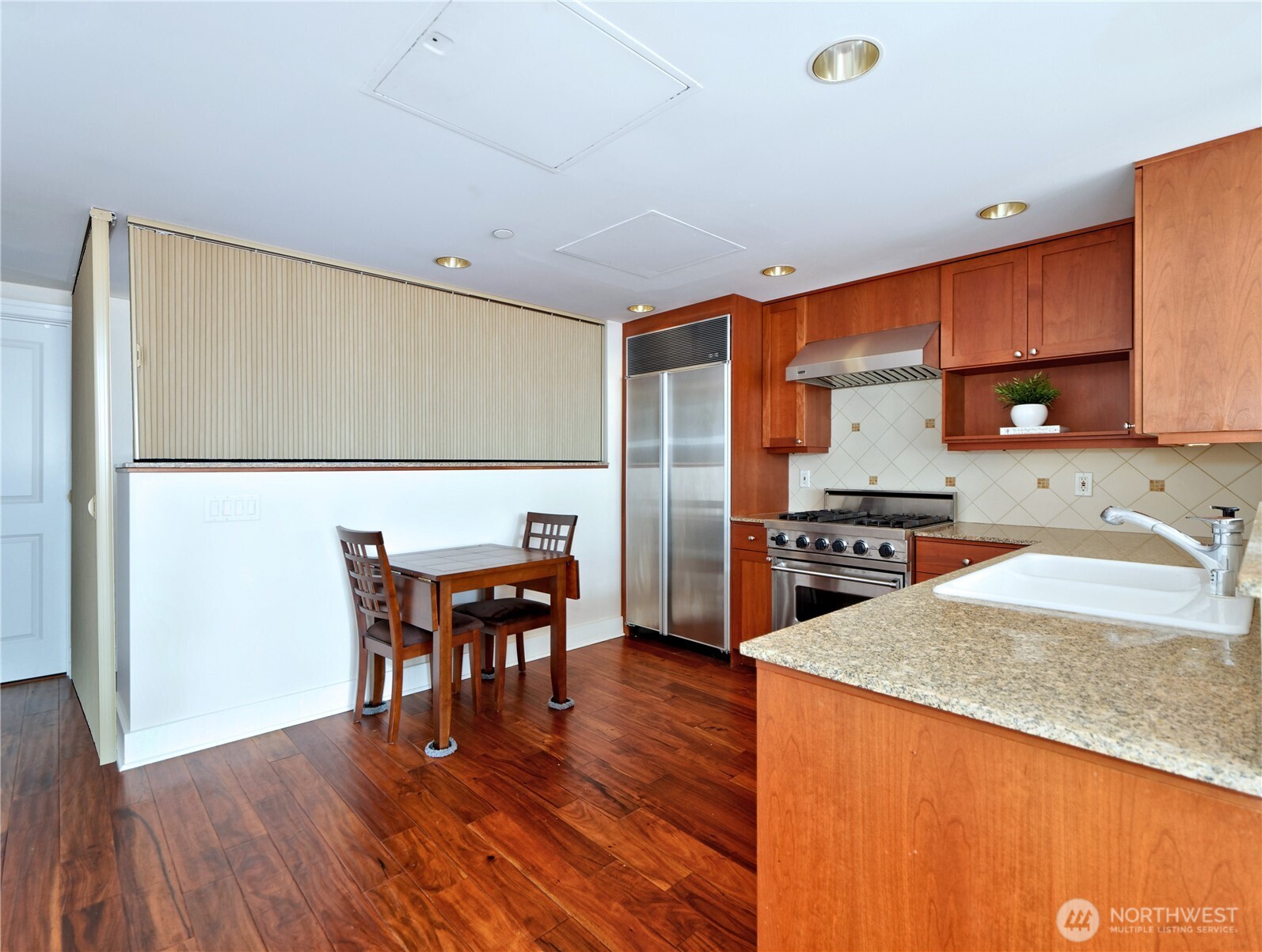 1500 4th Avenue Seattle WA 98101