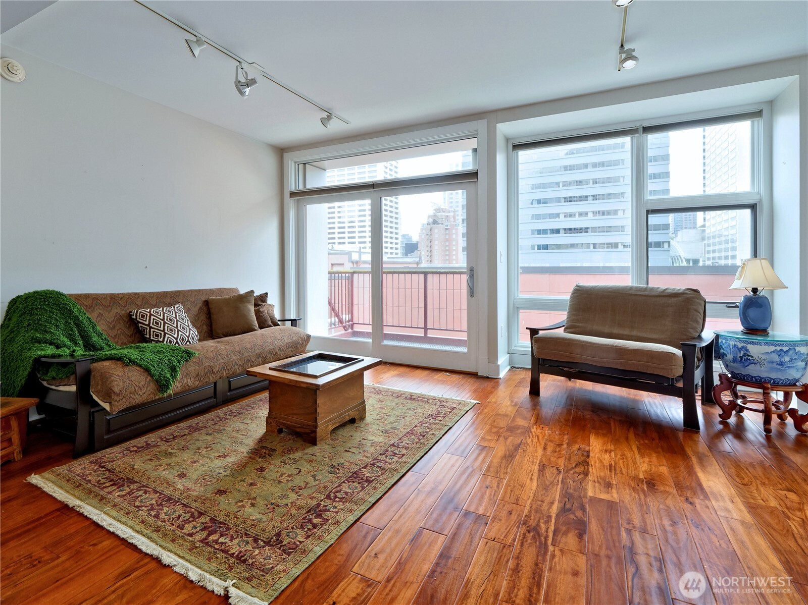 1500 4th Avenue Seattle WA 98101