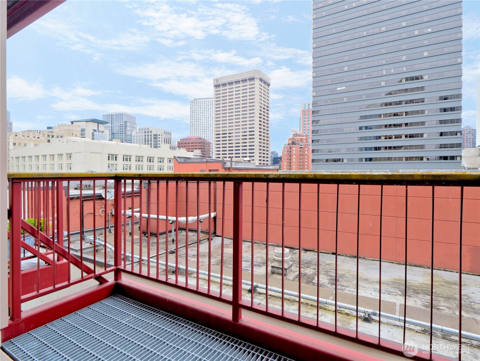 1500 4th Avenue Seattle WA 98101