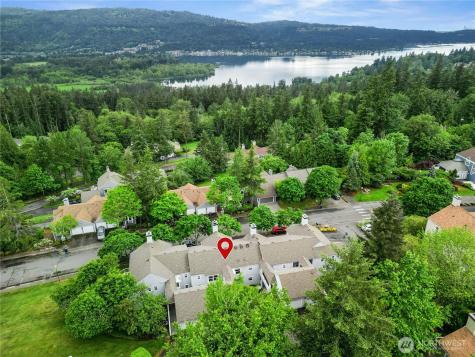 22215 SE 42nd Lane Issaquah WA 98029