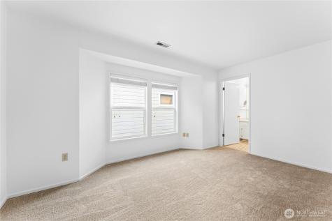 22215 SE 42nd Lane Issaquah WA 98029