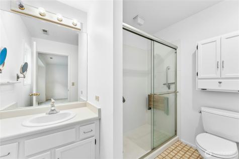 22215 SE 42nd Lane Issaquah WA 98029