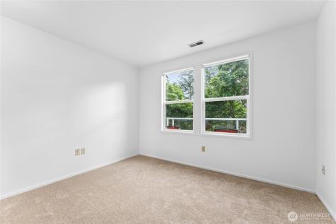22215 SE 42nd Lane Issaquah WA 98029