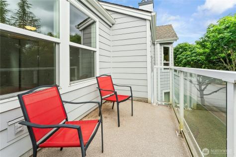 22215 SE 42nd Lane Issaquah WA 98029