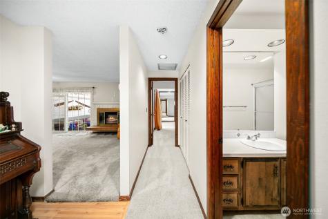 1310 Castlerock Avenue Wenatchee WA 98801