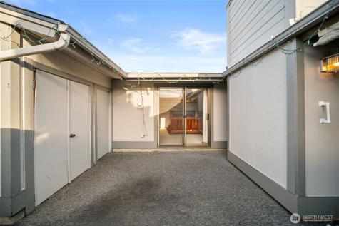 1310 Castlerock Avenue Wenatchee WA 98801