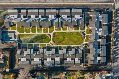 1310 Castlerock Avenue Wenatchee WA 98801