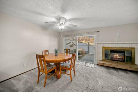 1310 Castlerock Avenue Wenatchee WA 98801