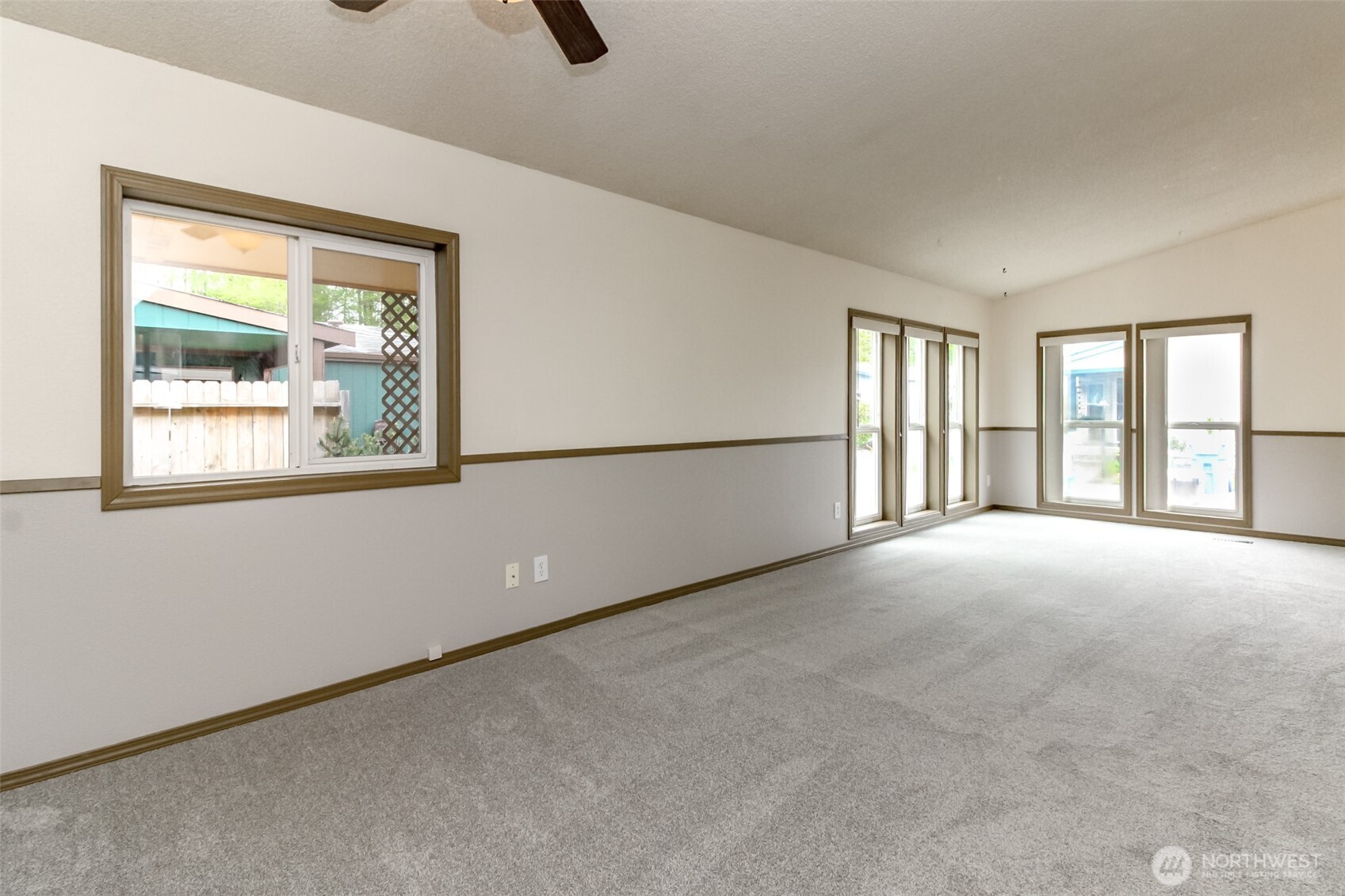 27470 149th Avenue SE Kent WA 98042