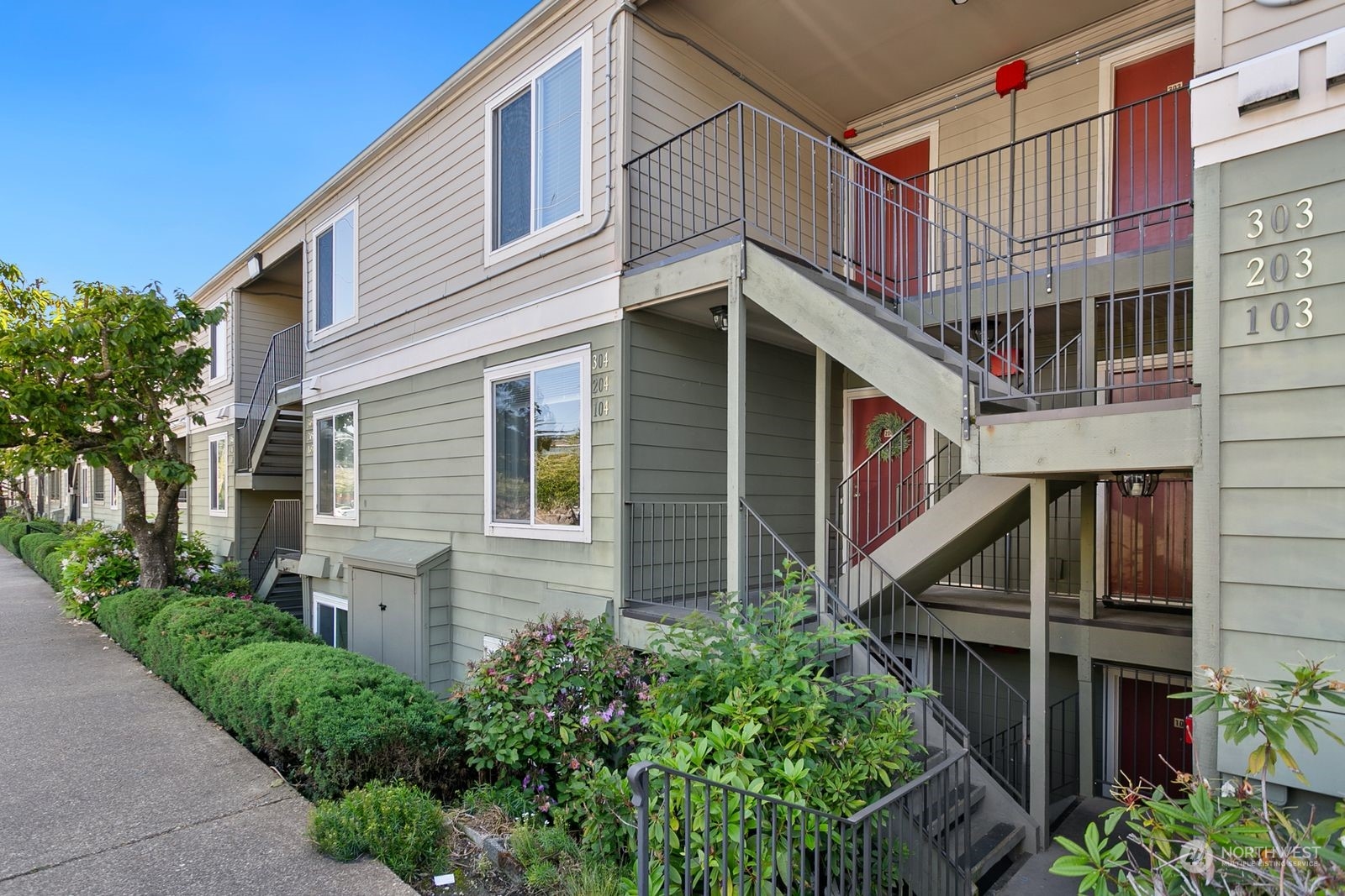 3233 Ne 12th Street Renton WA 98056
