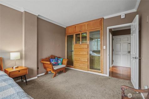 1910 Evergreen Park Drive SW Olympia WA 98502