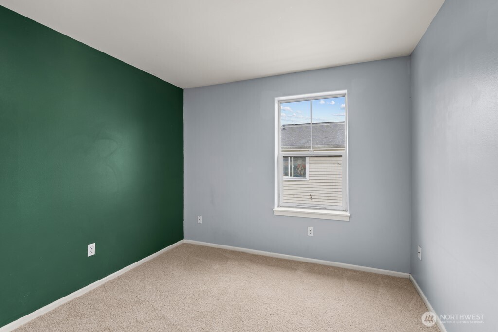10549 Stone Ave N Seattle WA 98133