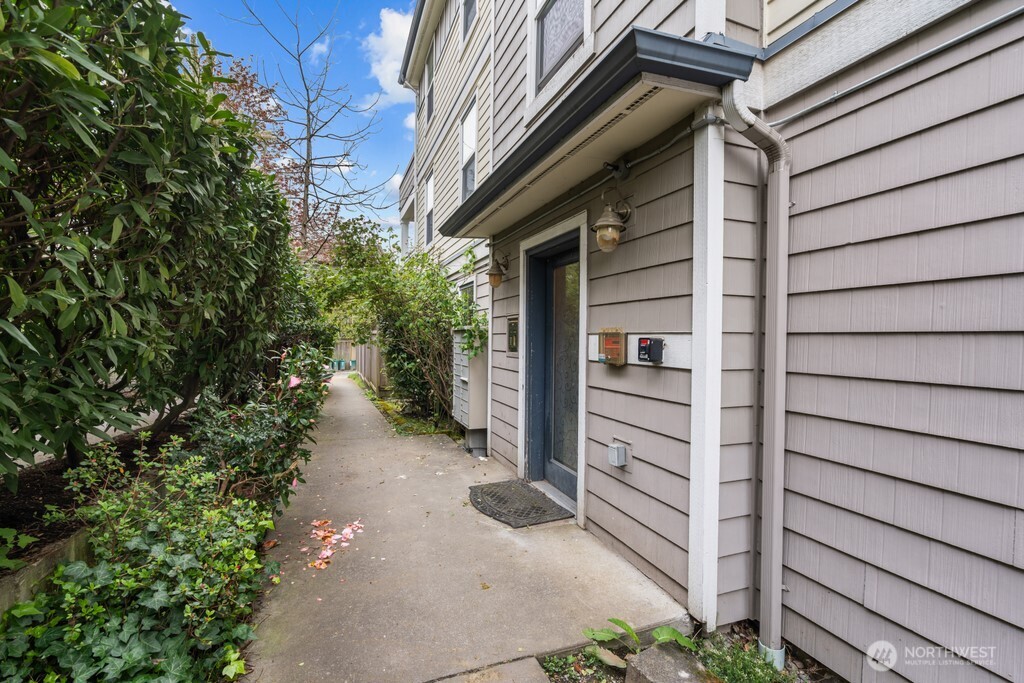 10549 Stone Ave N Seattle WA 98133