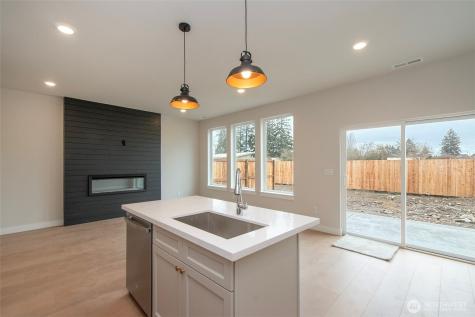 41 Sussex Court Sequim WA 98382