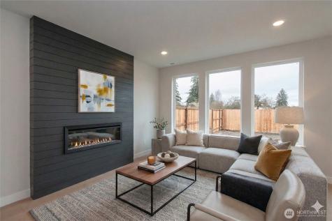 41 Sussex Court Sequim WA 98382