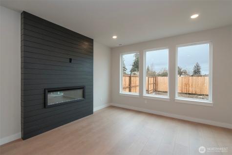 41 Sussex Court Sequim WA 98382