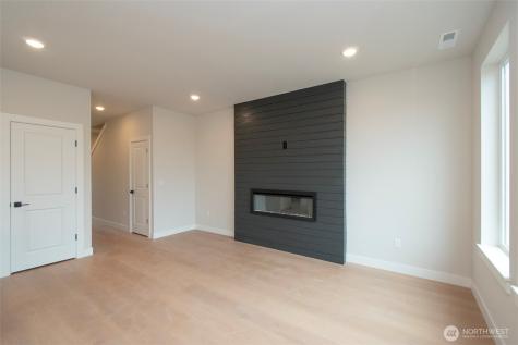 41 Sussex Court Sequim WA 98382
