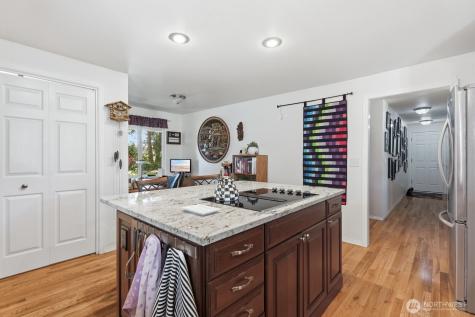 25309 144th Avenue SE Kent WA 98042