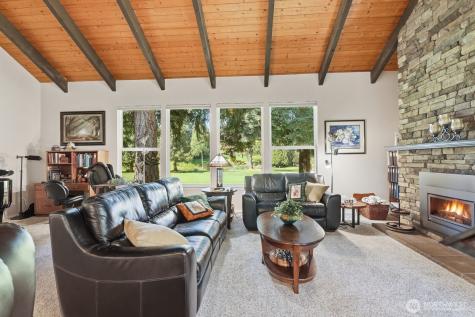 25309 144th Avenue SE Kent WA 98042
