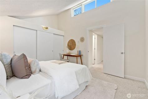 6439 139th Avenue NE Redmond WA 98052
