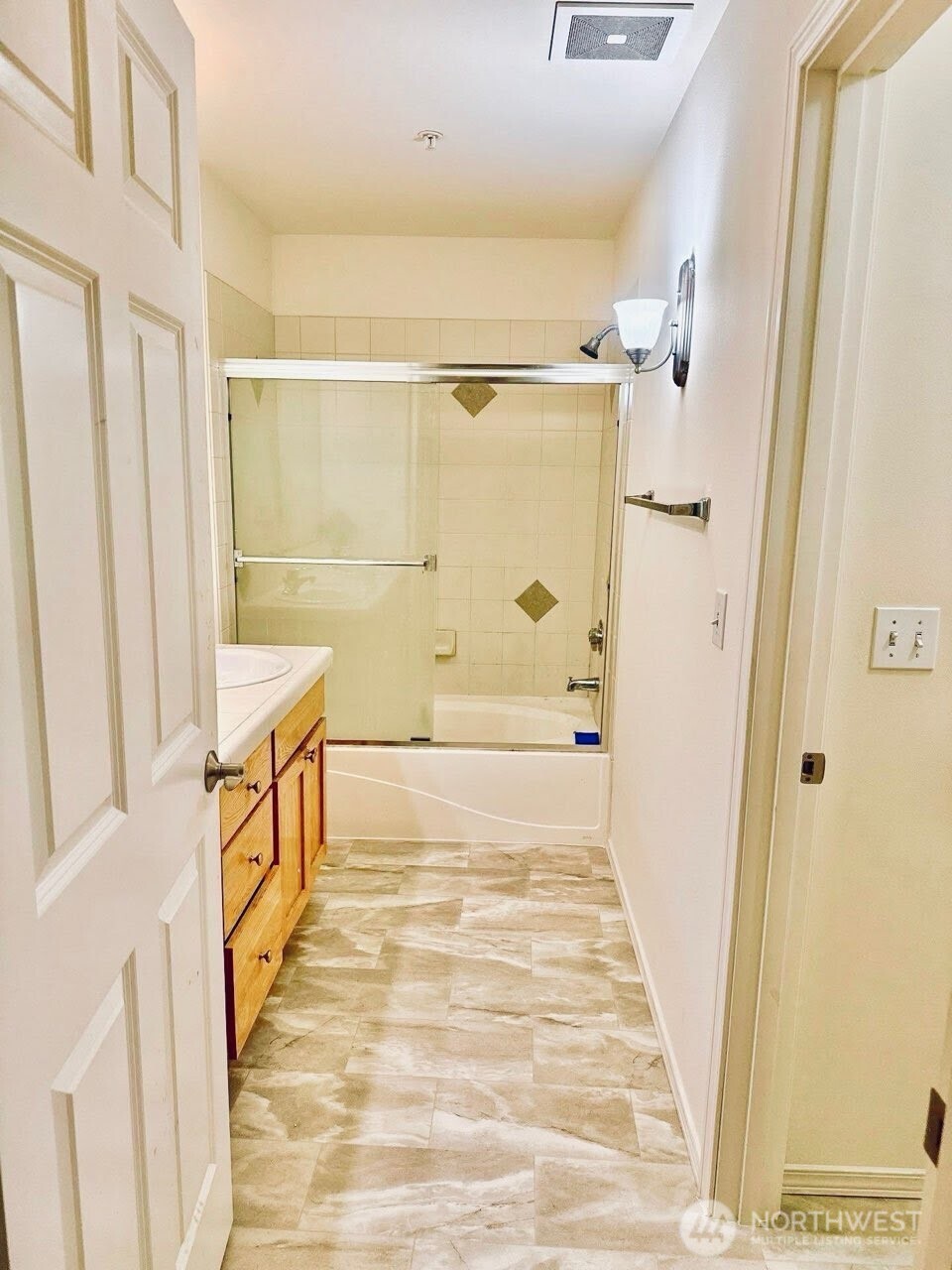 7818 228th Street SW Edmonds WA 98026