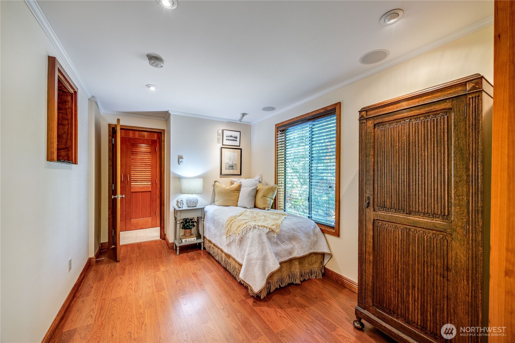 153 Madison Avenue N Bainbridge Island WA 98110