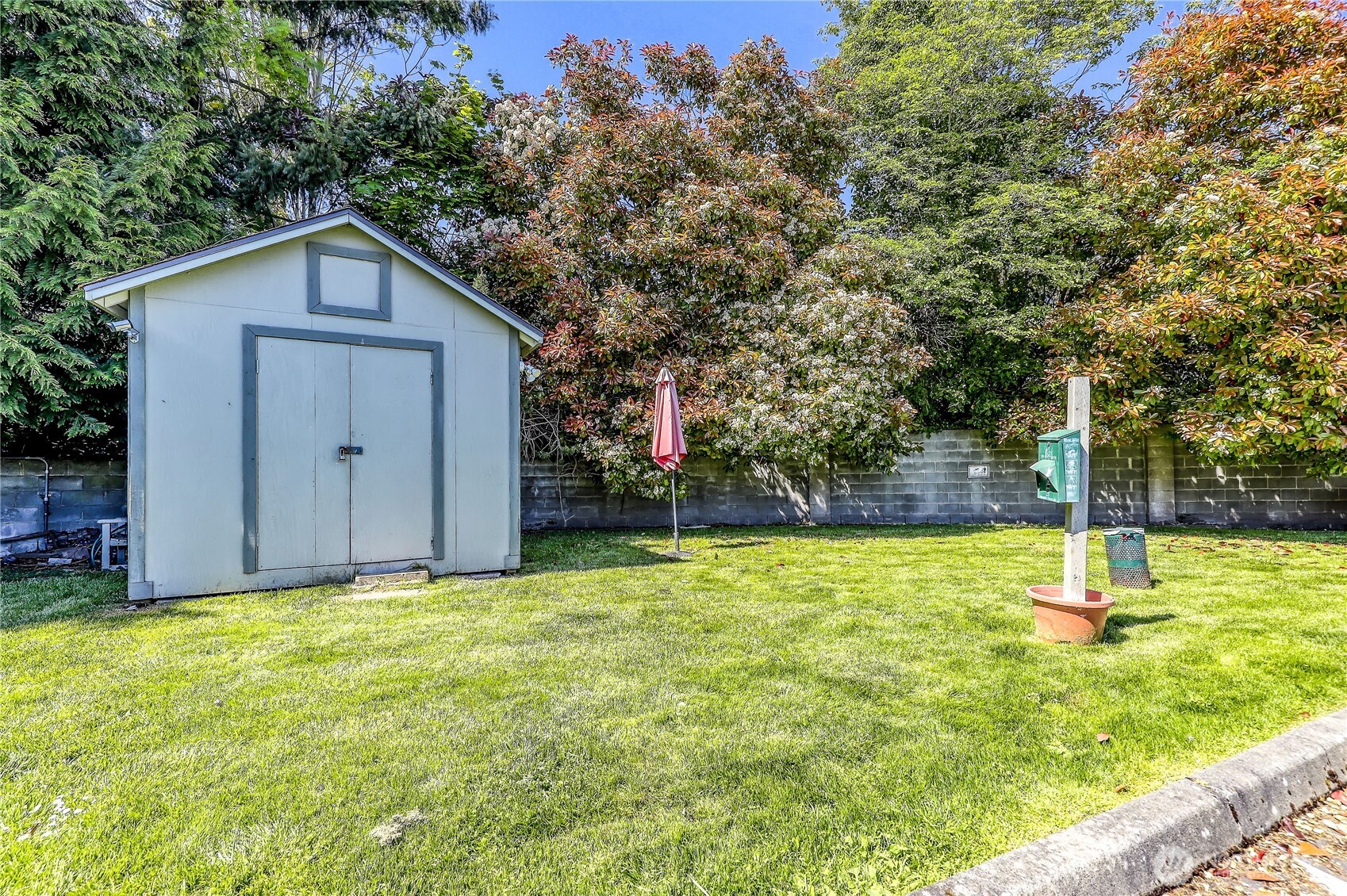153 Madison Avenue N Bainbridge Island WA 98110