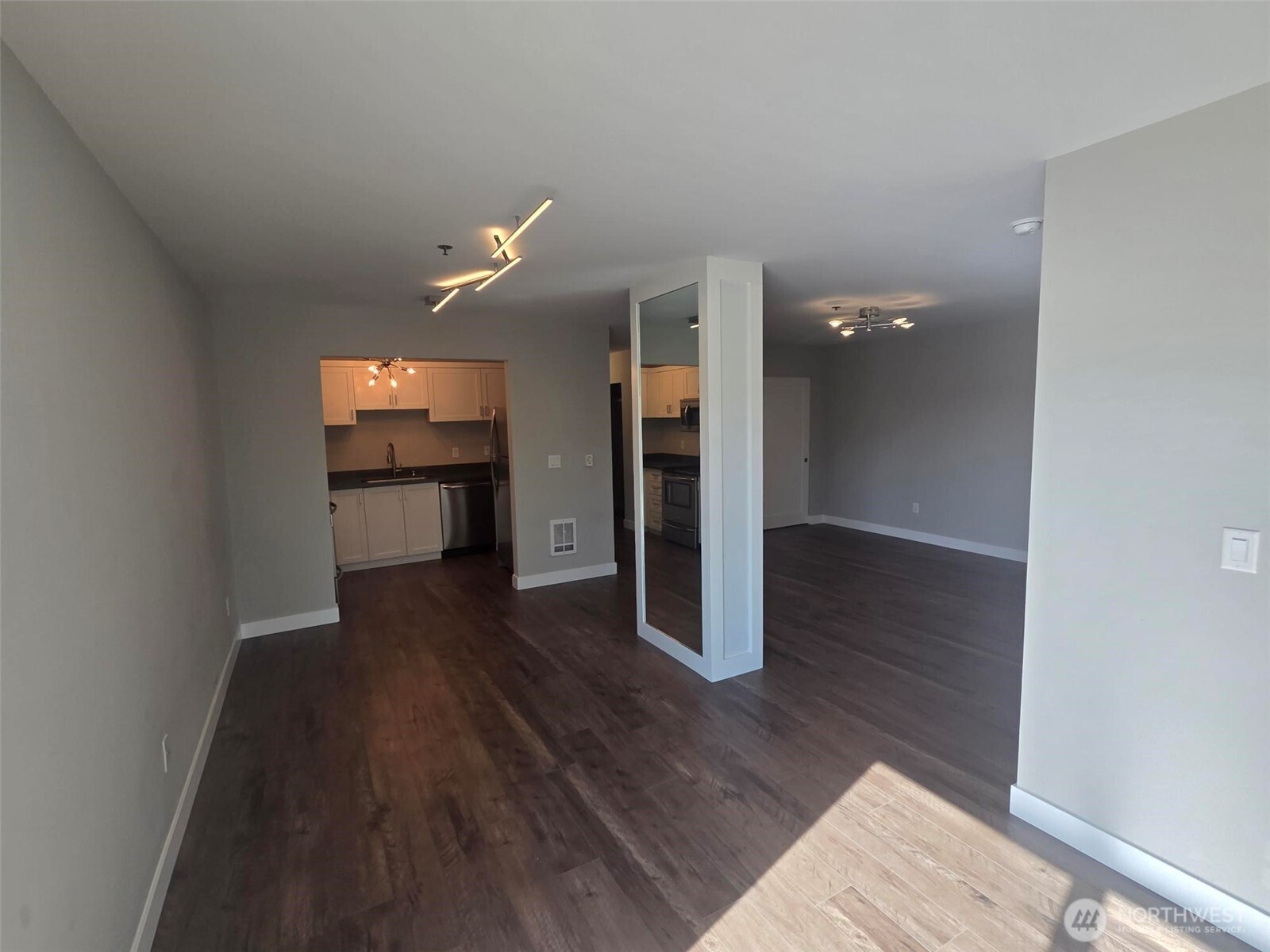 2824 Grand Avenue Everett WA 98201