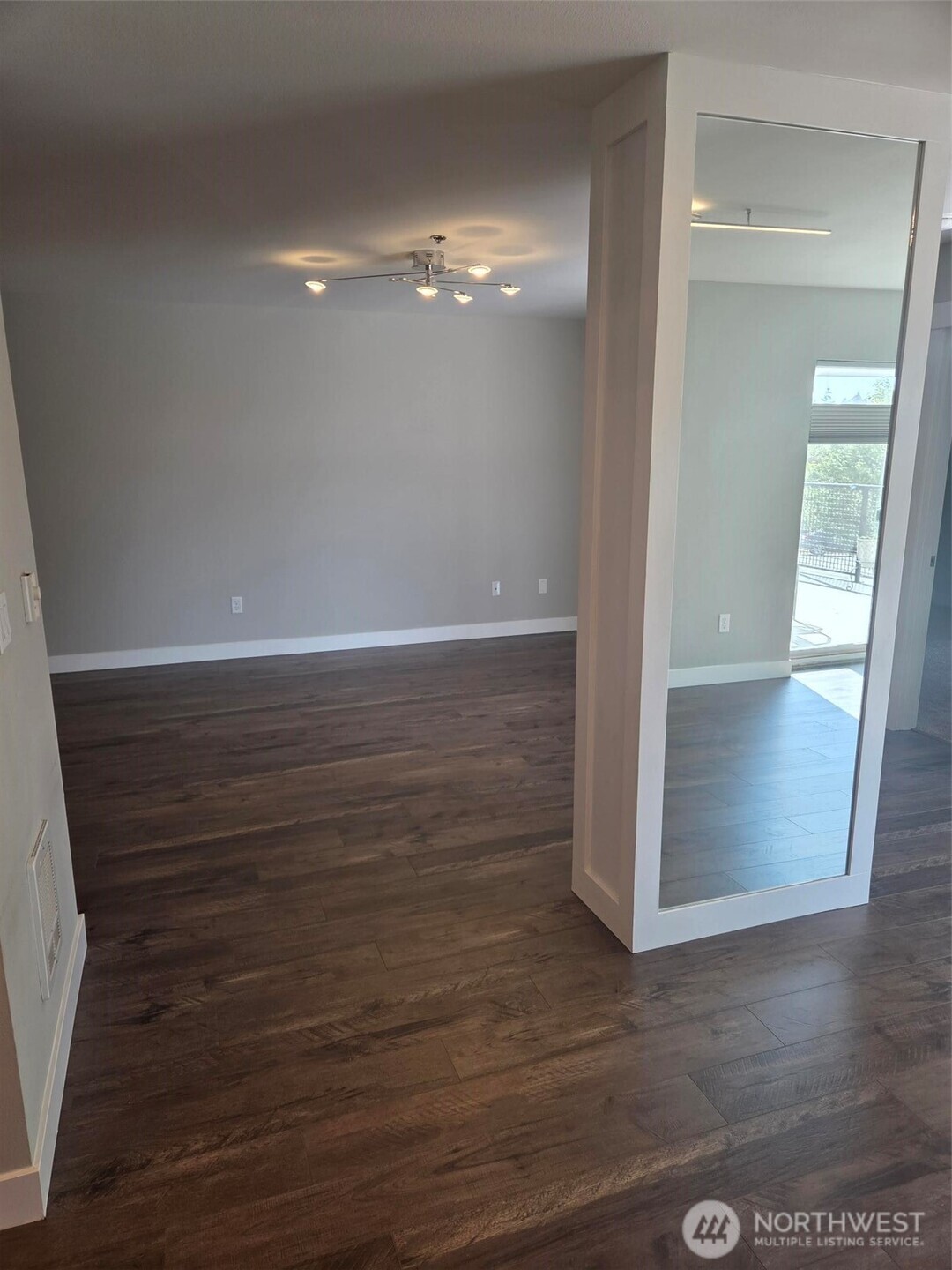 2824 Grand Avenue Everett WA 98201