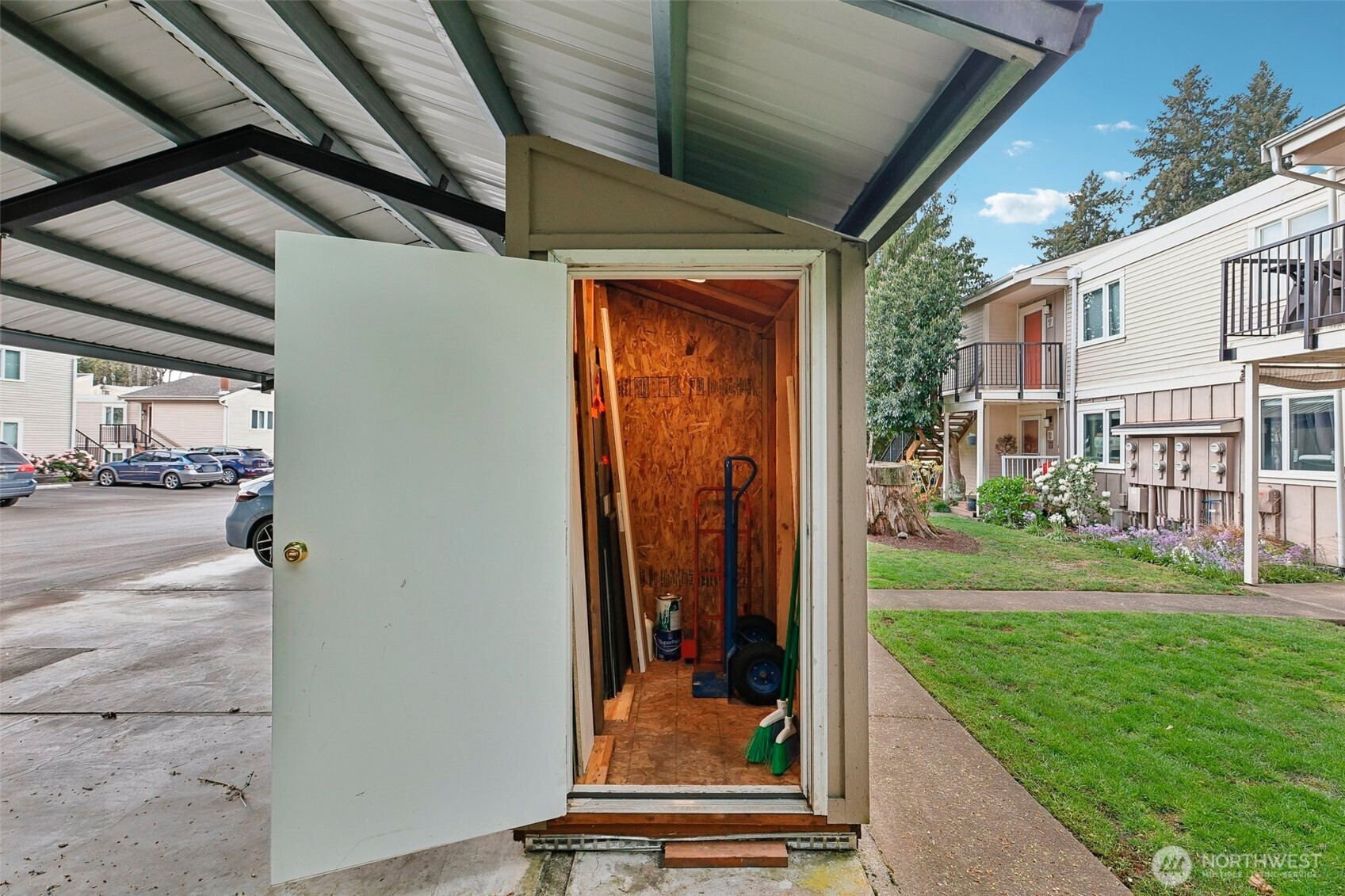 12720 NE 120th Street Kirkland WA 98034