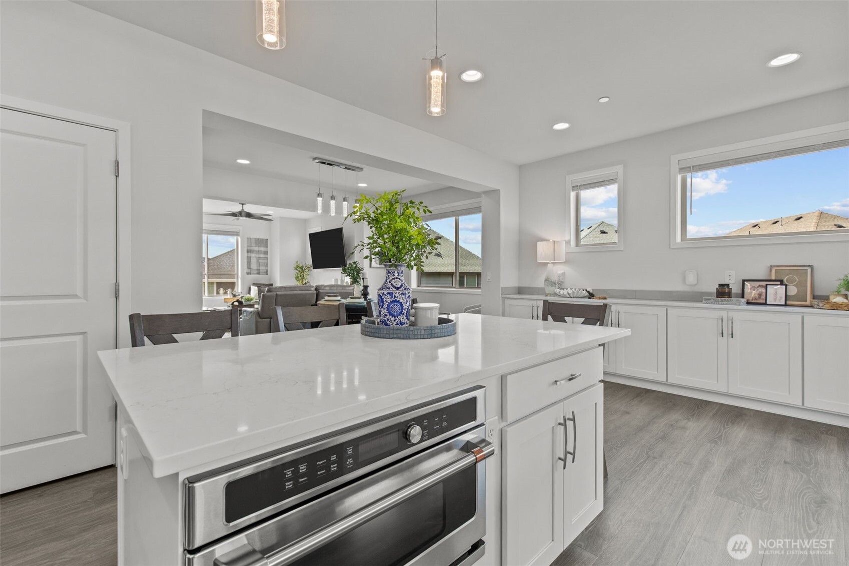 1344 6th Avenue NE Issaquah WA 98029