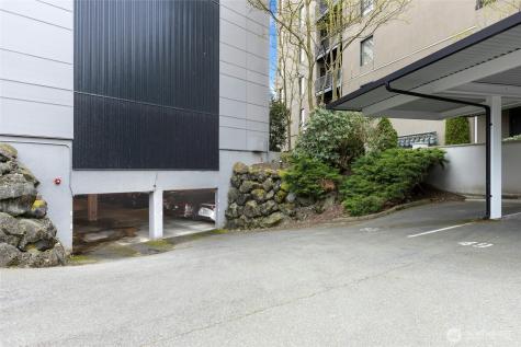 9201 NE Juanita Drive Kirkland WA 98034