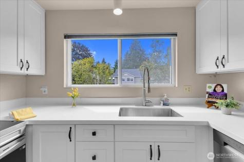 12024 101st Avenue NE Kirkland WA 98034