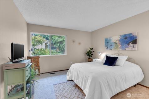 12024 101st Avenue NE Kirkland WA 98034