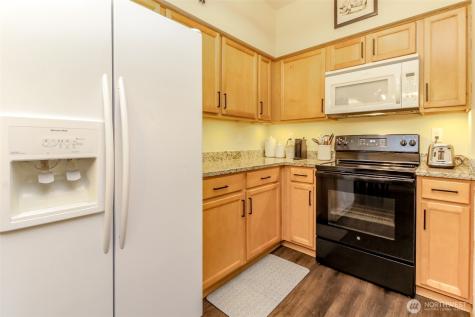 18615 101st Avenue Ct E Puyallup WA 98375