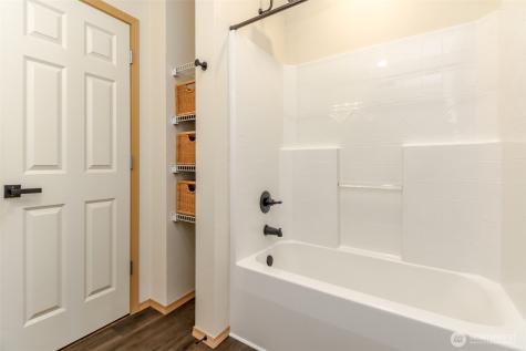 18615 101st Avenue Ct E Puyallup WA 98375