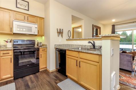 18615 101st Avenue Ct E Puyallup WA 98375